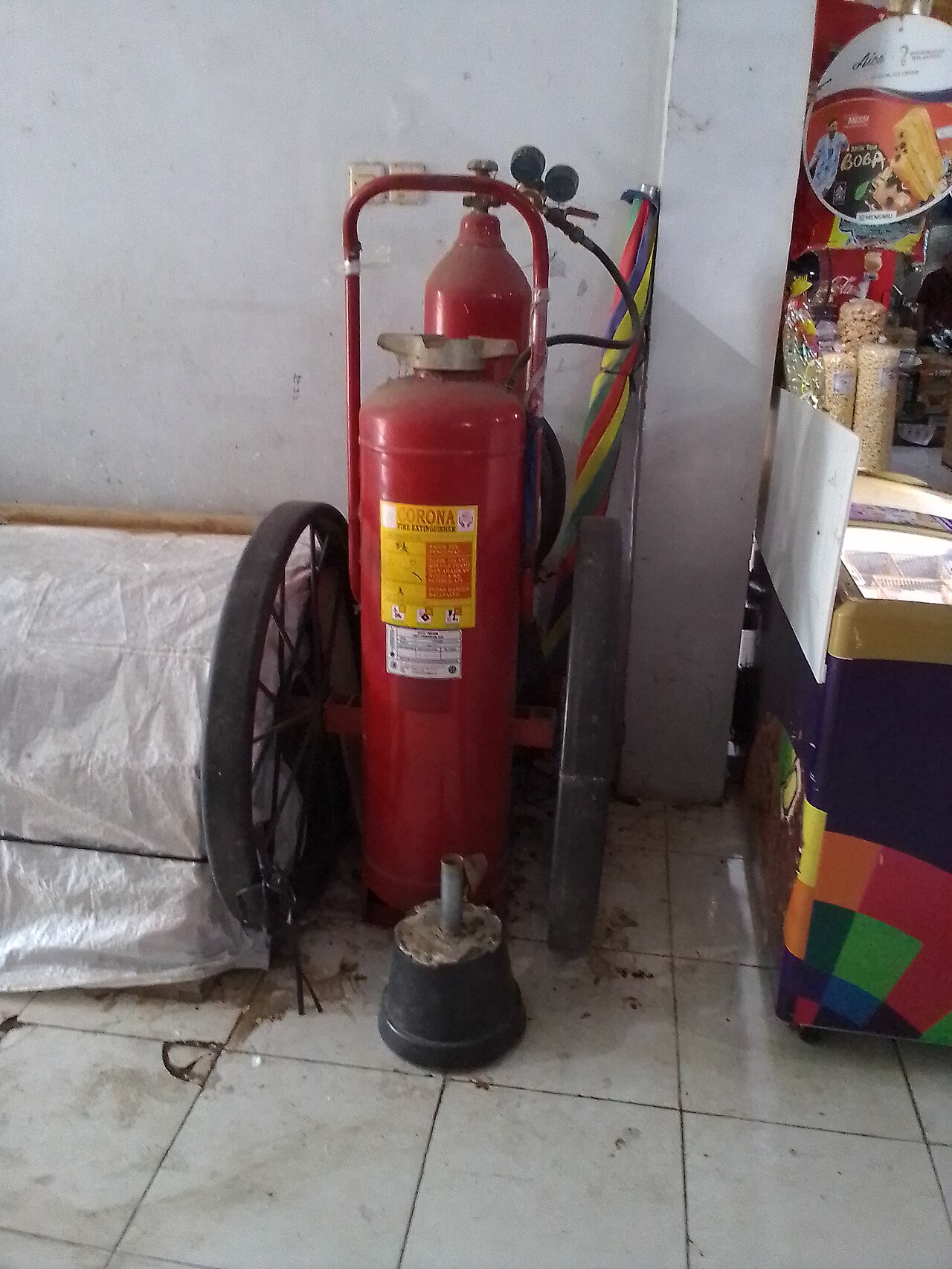 Operasi pemadaman kebakaran muara